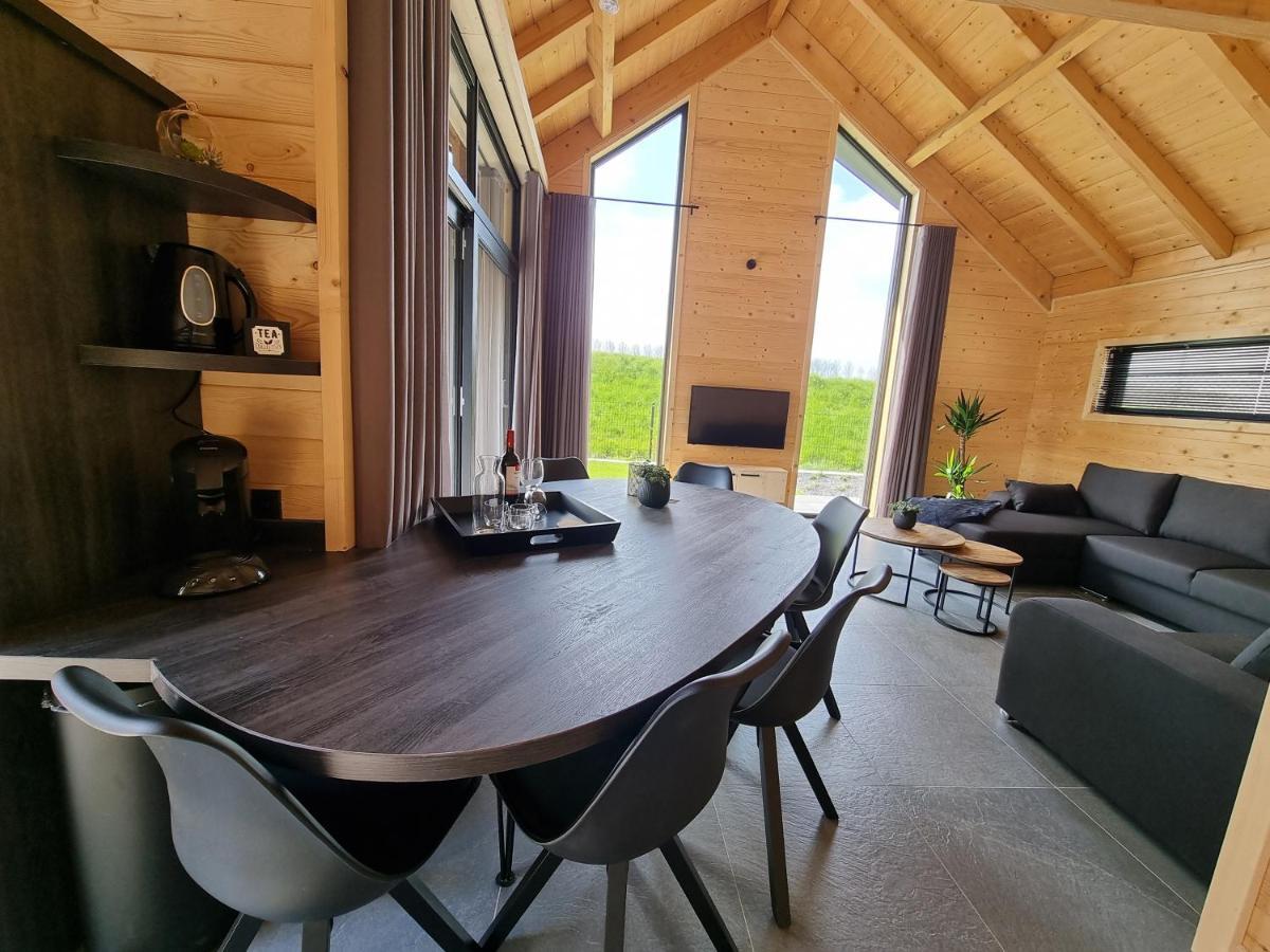 Chalet aan de Oosterschelde met Airconditioning! Sint-Annaland Buitenkant foto