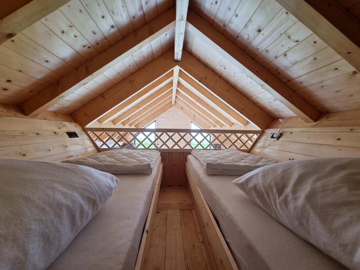 Chalet aan de Oosterschelde met Airconditioning! Sint-Annaland Buitenkant foto