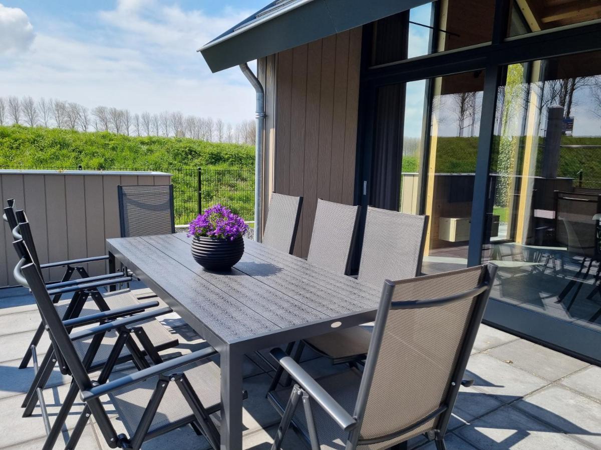 Chalet aan de Oosterschelde met Airconditioning! Sint-Annaland Buitenkant foto