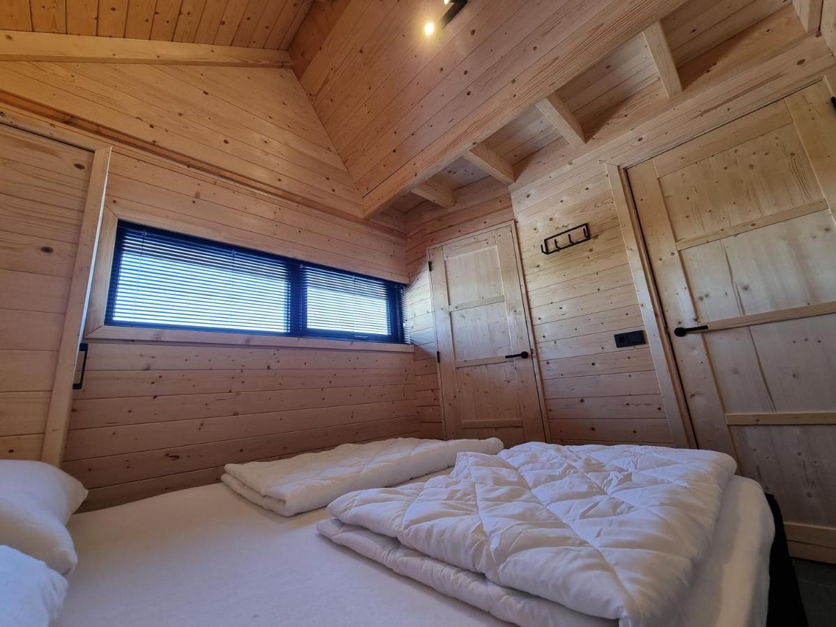 Chalet aan de Oosterschelde met Airconditioning! Sint-Annaland Buitenkant foto