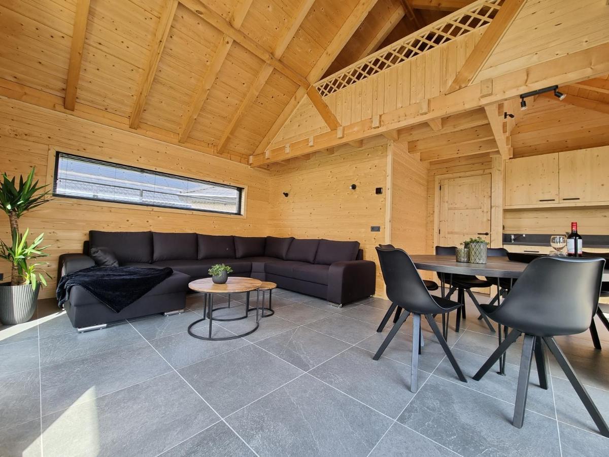 Chalet aan de Oosterschelde met Airconditioning! Sint-Annaland Buitenkant foto