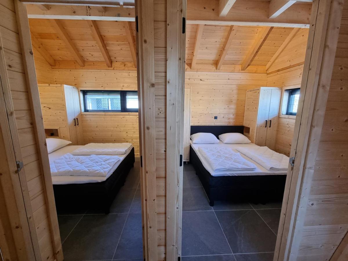 Chalet aan de Oosterschelde met Airconditioning! Sint-Annaland Buitenkant foto
